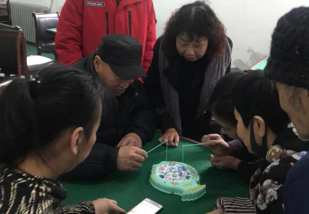 山西建投契械化集团举行离退休职工“浓浓企业情，，，意见意义元宵节”游艺会运动