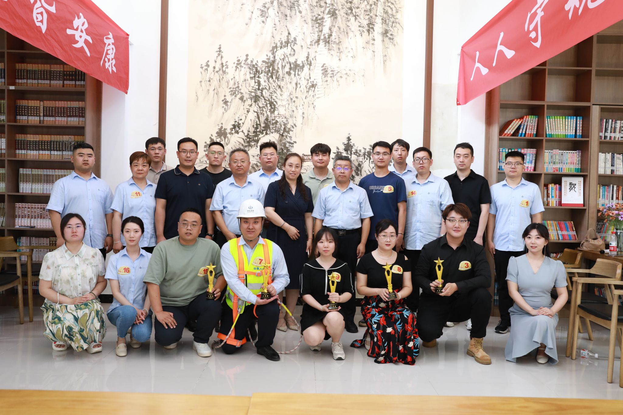 山西建投八建集团举行“中国梦·劳动美——人人守规范，，随处皆安康”主题演讲角逐