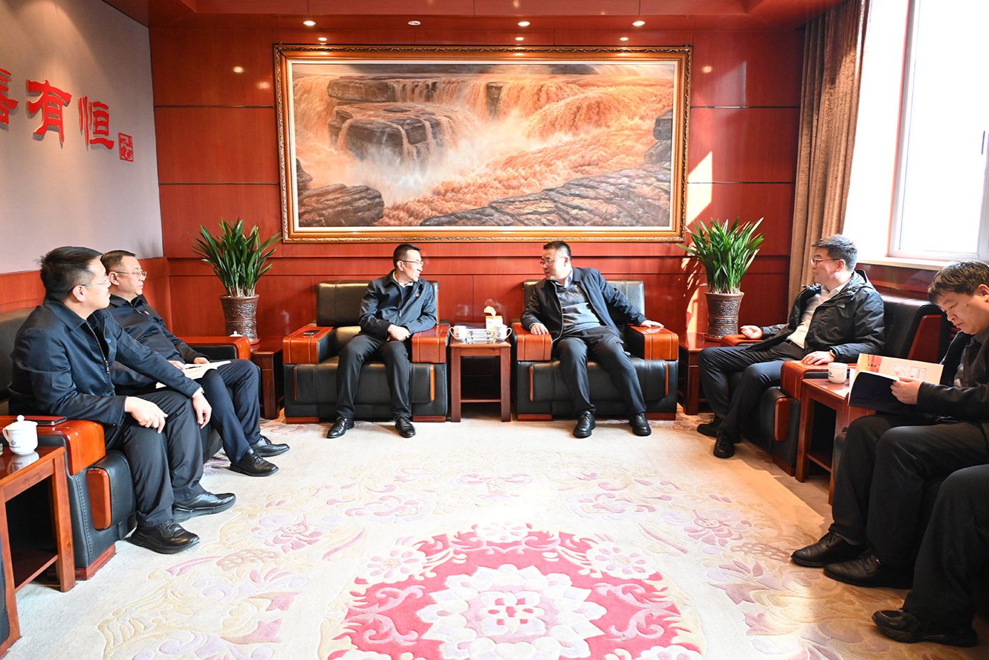 山西建投四建集团与壶关县开展座谈交流
