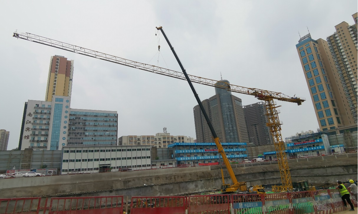 山西建投四建集团首台徐工XGT7527A-18S塔机乐成装置
