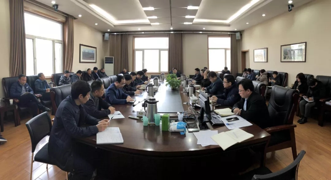 山西建投契械化集团节后首日召开清静生产例会
