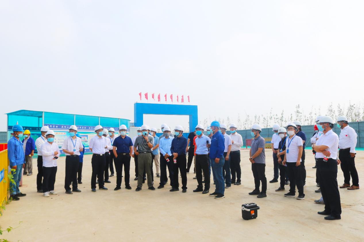 雄安新区党工委副书记在山西建投装置集团承建的雄安垃圾处置惩罚过渡设施项目调研